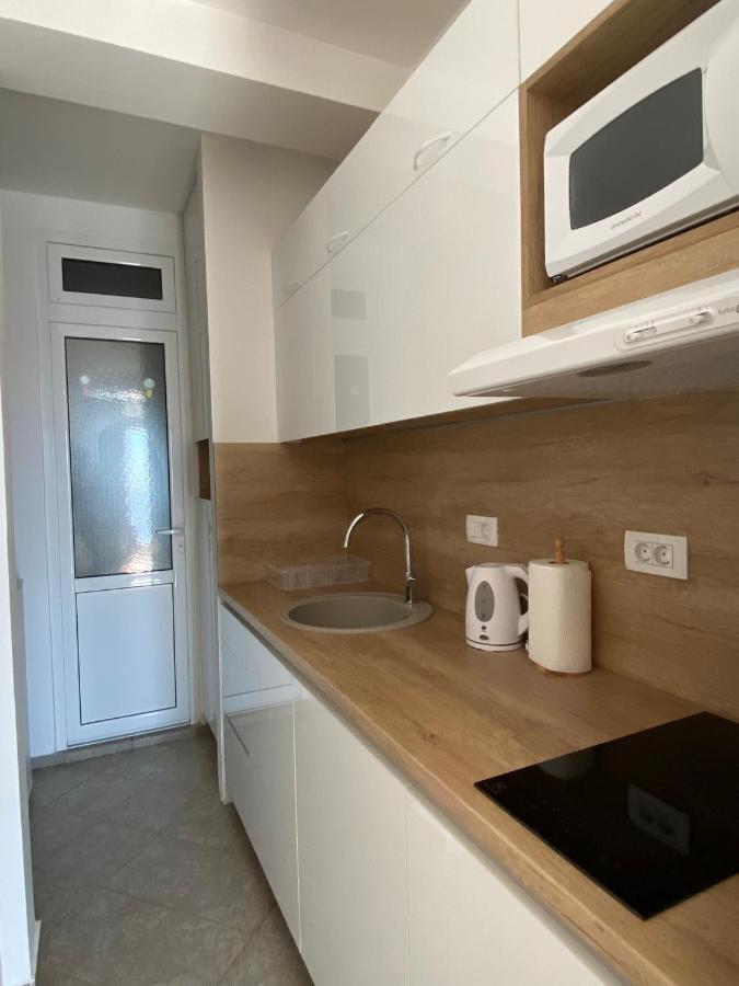 Acacia Apartmani Sutomore Exterior foto