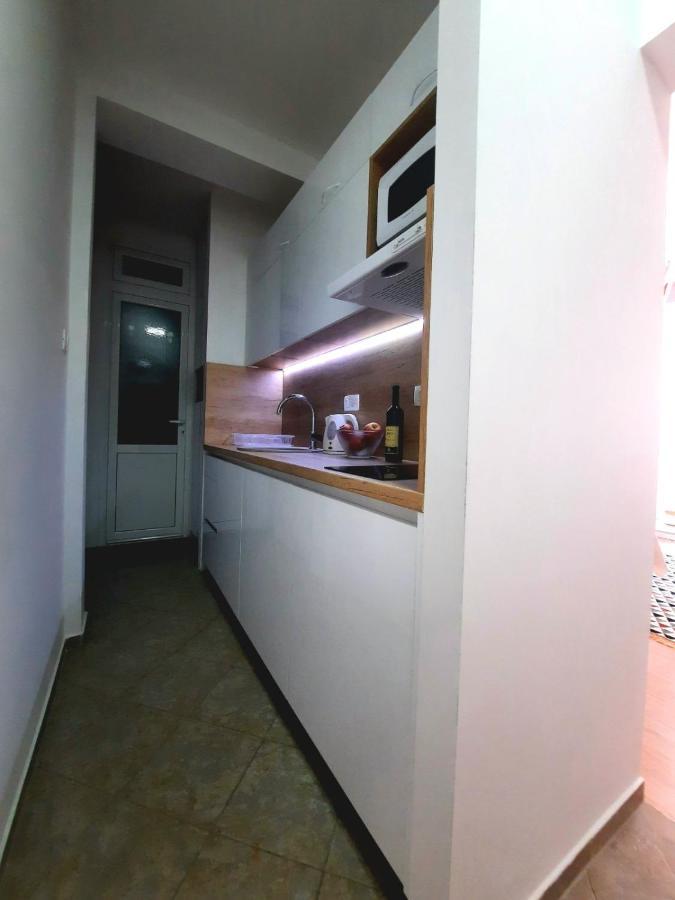 Acacia Apartmani Sutomore Exterior foto